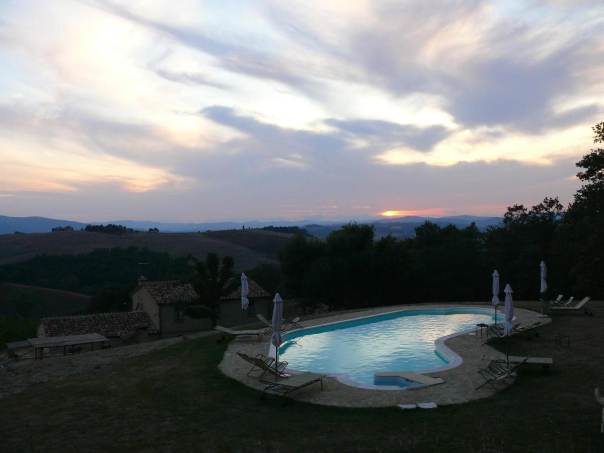Podere Sant'Antonio Buonconvento Exterior photo